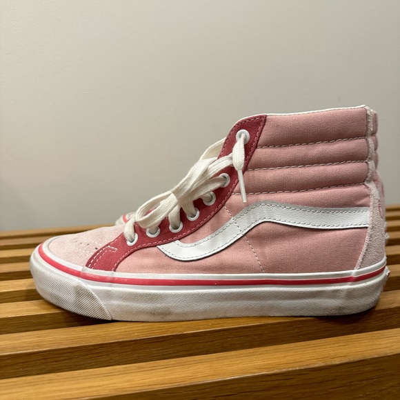 Aritzia x Vans Sk8-Hi - Picture 3 of 5